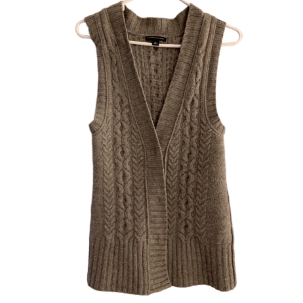 Banana Republic Cable Knit Sweater Vest